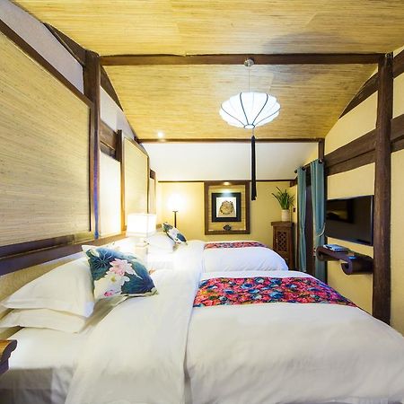 Lijiang Yuntian Palace Hotel Dış mekan fotoğraf